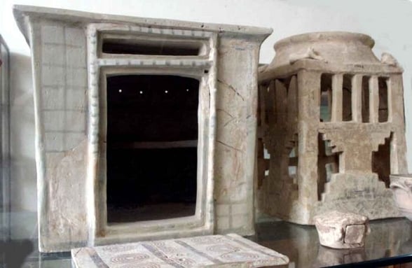 Casa e templo de Karfi