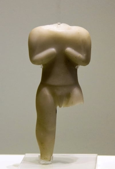 Estatueta masculina neolítica