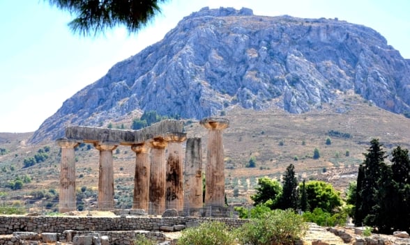 Templo de Apolo e Acrocorinto