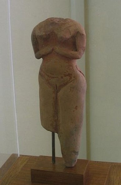 Estatueta feminina de Lerna