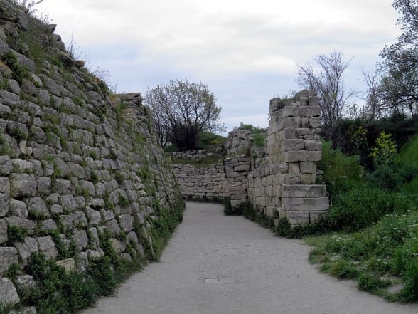 Portões e muralhas de Troia VII