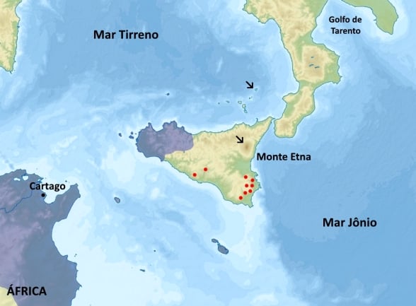 Mapa topográfico da Sicília. Povoamento
